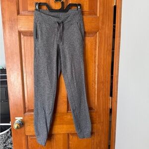 Lululemon grey joggers size 2